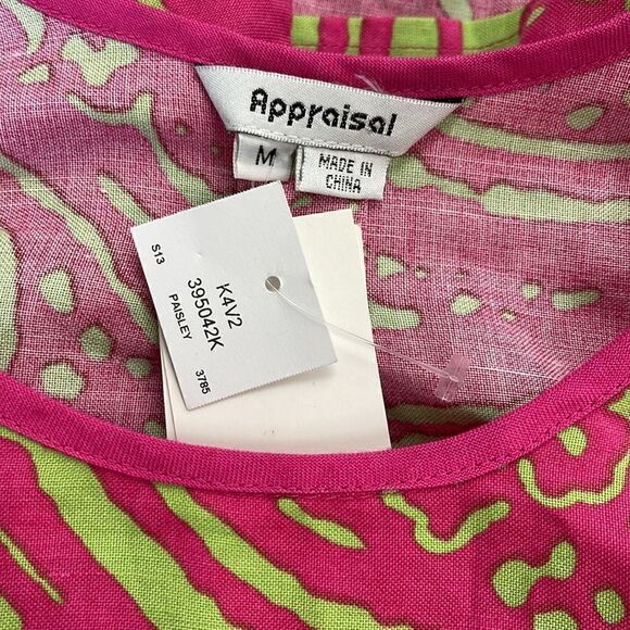 NWT size M - Picture 5 of 7